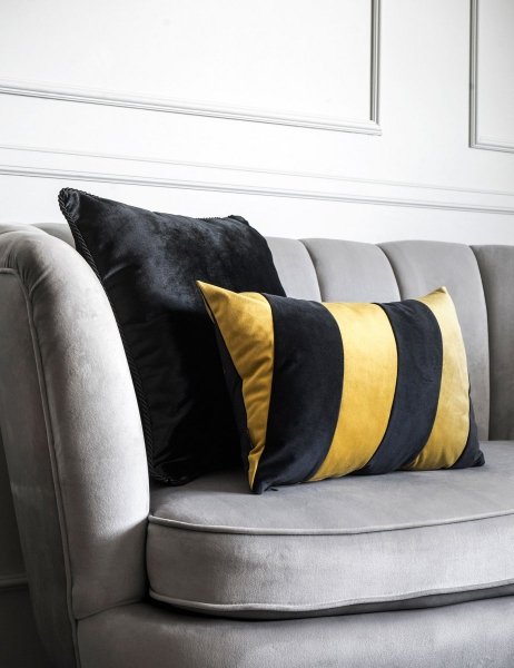 Stripes czarno złota poduszka dekoracyjna 50x30