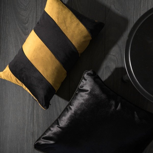 Stripes czarno złota poduszka dekoracyjna 50x30