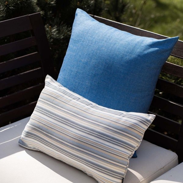 Beżowo niebieski zestaw poduszek ogrodowych Ketama