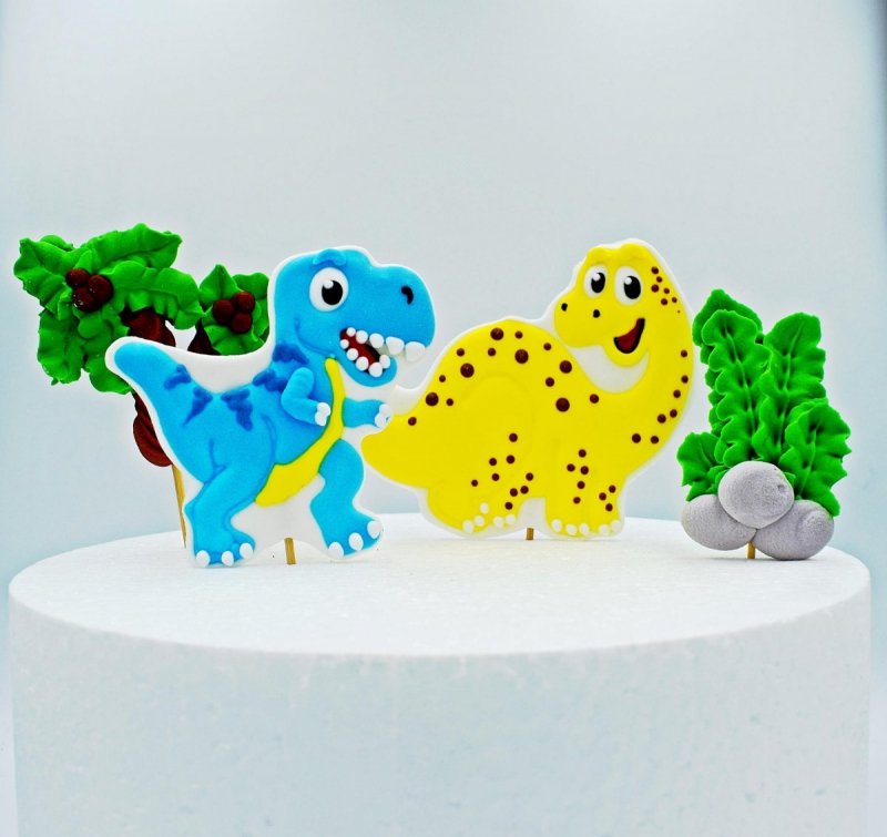 Cukrowa dekoracja PIKERY na tort DINOZAUR 2D żółty niebieski