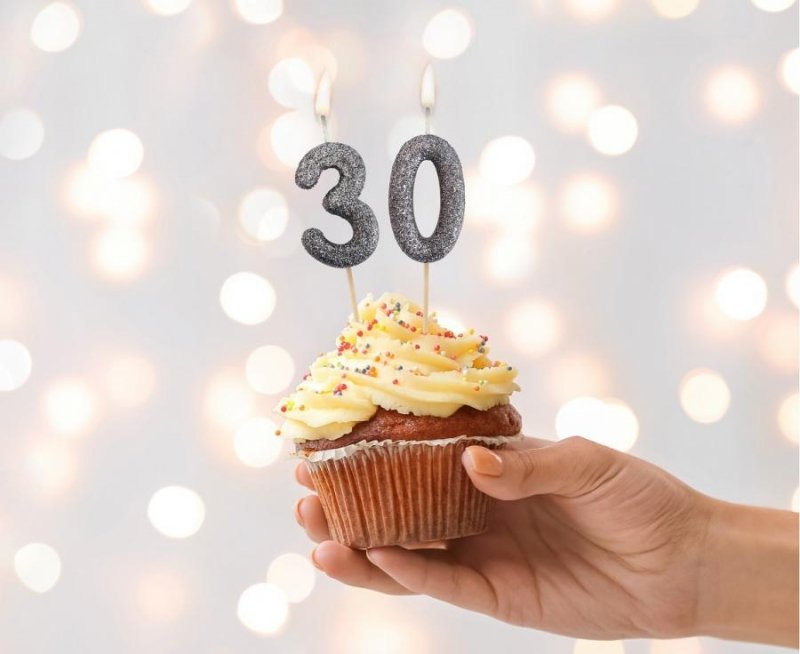 Świeczka Piker MINI Cyfra 3, BIO Brokatowa Czarna – 1 Szt.
