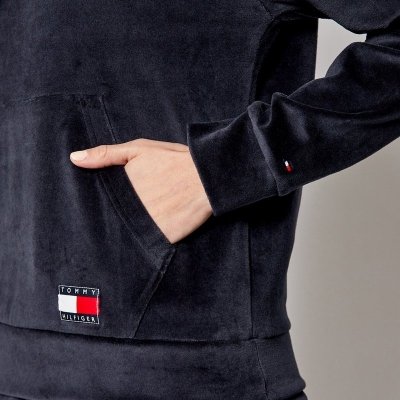 Tommy Hilfiger bluza granatowa welurowa damska z kapturem