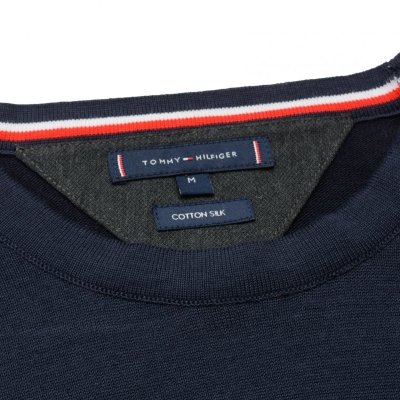 Sweter męski Tommy Hilfiger granatowy jedwab z okrągłym dekoldem