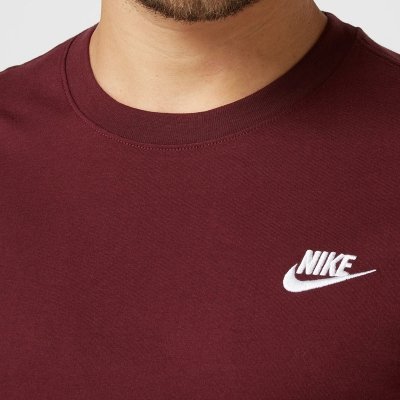 T-shirt koszulka Nike sportowa małe logo męska bordowa