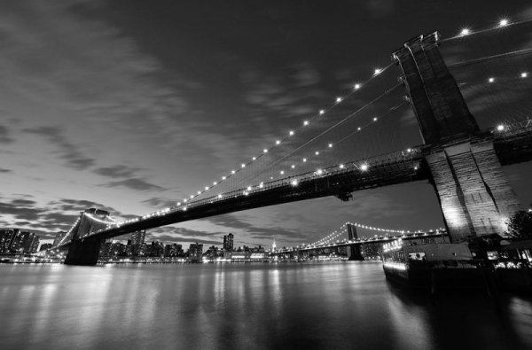 Fototapeta na ścianę - Most Brooklyn Bridge nocą BW - 175x115cm
